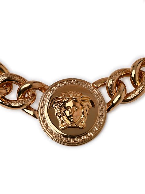 collana d'oro uomo versace|Saldi Collane in oro Versace in Oro: Acquista fino a fino al.